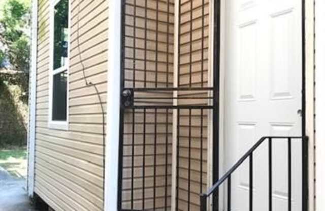 1827 BARONNE Street Gallery 2