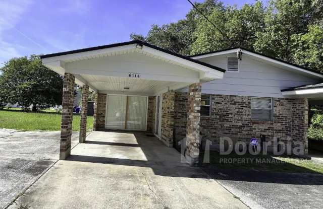 6314 Fabian Dr Gallery 2