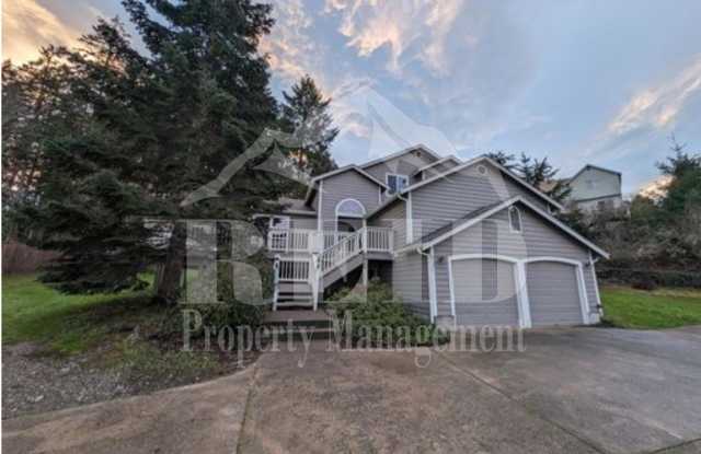 Illahee Home with a View and Two Primary Suites photos photos