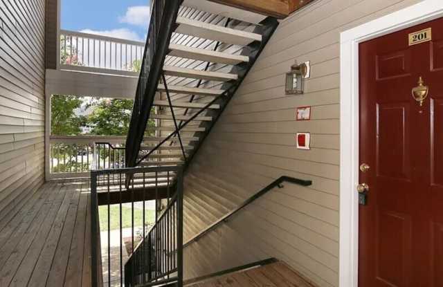 8087 Lacy Dr Gallery 3