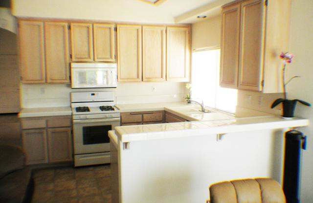 4456 San Joaquin Gallery 2