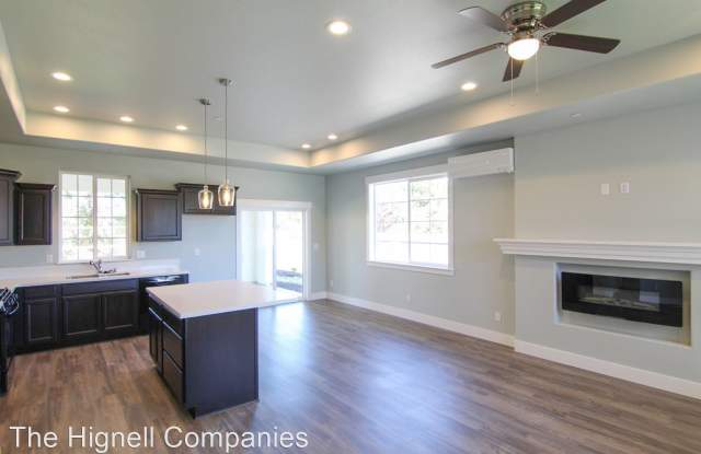 1970 Goren Ct. Gallery 3