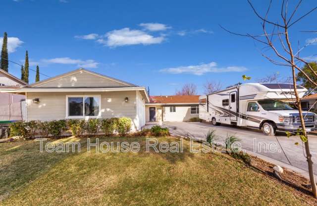 22327 Espuella Drive Gallery 1