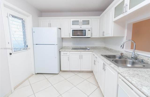 218 NE 12th Ave - 218 Northeast 12th Avenue, Hallandale Beach, FL 33009 218 NE 12th Ave - 218 Northeast 12th Avenue, Hallandale Beach, FL 33009