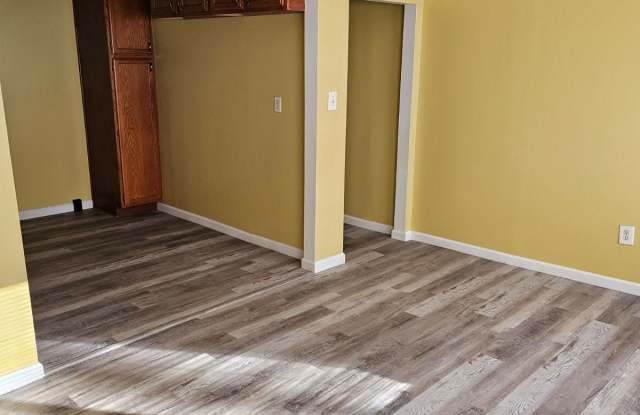 14740 West Chicago - B Gallery 2