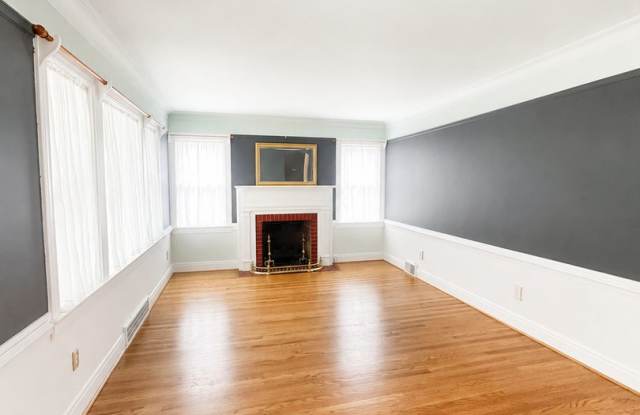 Charming St. Matthews Cape Cod with Finished Basement & Spacious Backyard Gallery 4