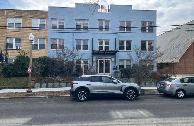 922 MADISON Street NW photos photos