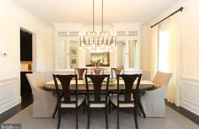 2167 POTOMAC RIVER BOULEVARD Gallery 4