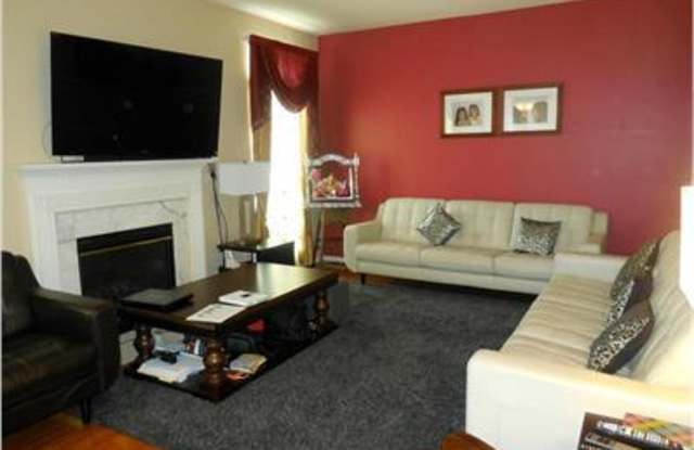 408 WINTER WALK DRIVE Gallery 4