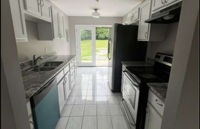 6313 Thunderbird Dr Gallery 2
