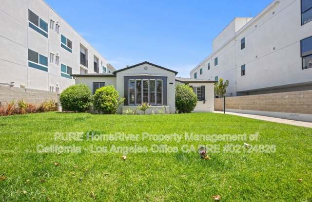 1534 Hayworth Ave Gallery 2