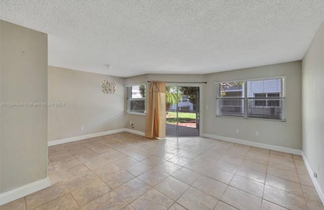 2607 SE 20th Ct Gallery 4