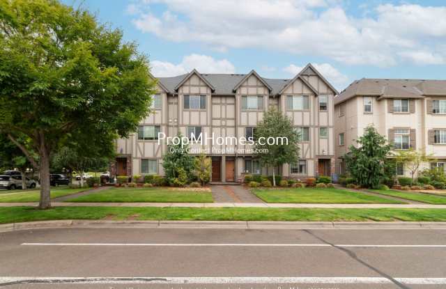 Beautiful Villebois Townhome with Bonus Space! photos photos
