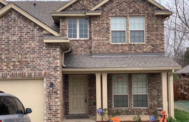 1095 Creek Side Dr Gallery 4