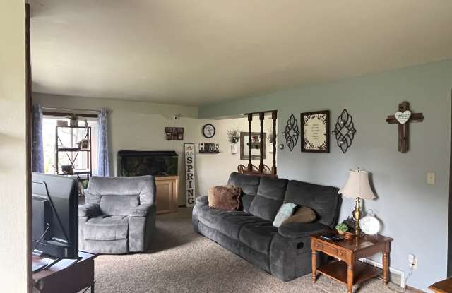 2014 Macarthur Rd. photos photos