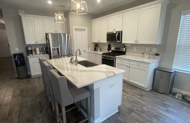 5448 Silver Sun Dr Gallery 3