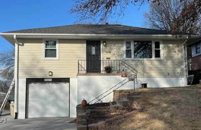 New Listing - Now Available!! photos photos