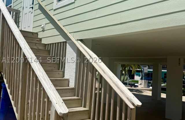 17287 Cayman Dr Gallery 3