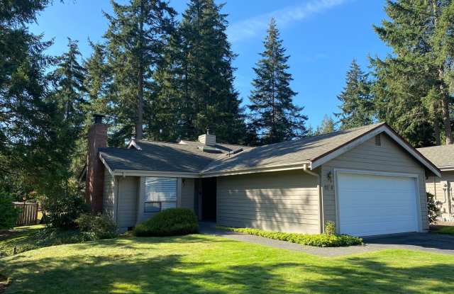 Move-In Ready 2BR/2BA Condo for Rent in the Heart of Fircrest! Gallery 1