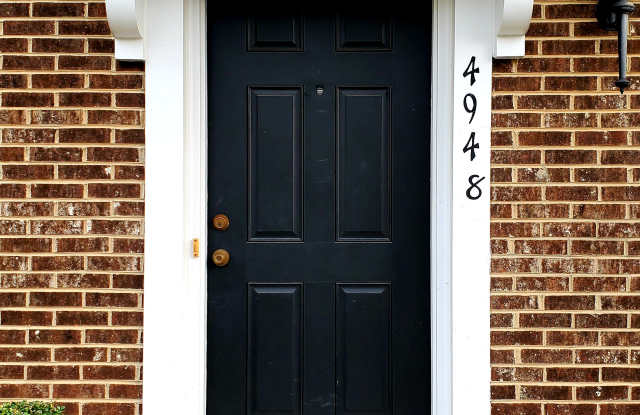 4948 Sunburst Lane Gallery 3