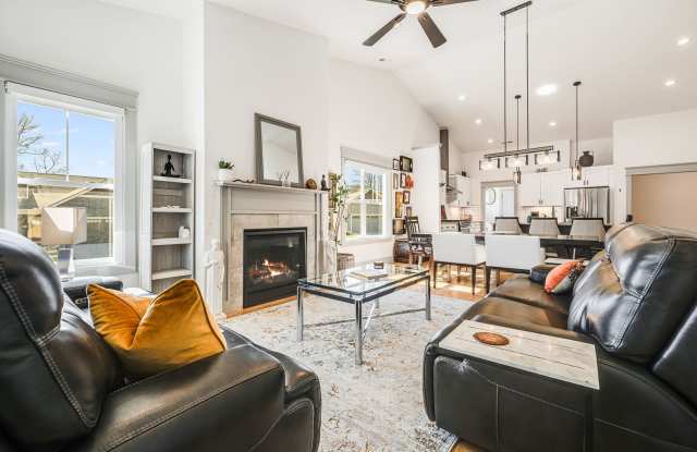 Modern  Fully-Furnished 3-Bedroom Home in Arden with Utilities Included photos photos