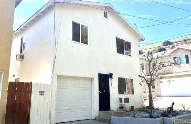 6106 Cedar Street photos photos