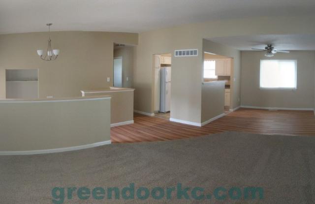 7834 Eby Lane - 7834 Eby Avenue, Overland Park, KS 66204