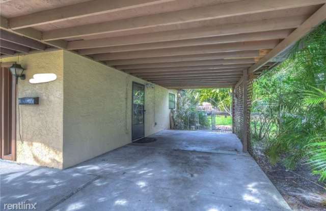 1360 Canterbury Road North - 1360 Canterbury Road North, St. Petersburg, FL 33710