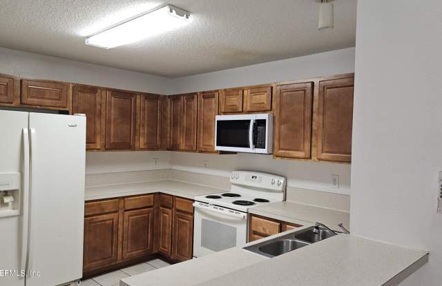 5100 PLAYPEN Drive - 5100 Playpen Drive, Jacksonville, FL 32210