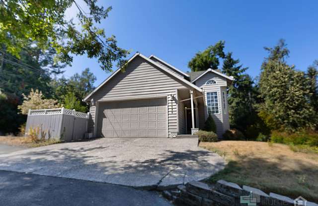 West Linn Single Family 3 Bd/2.5 Bth w/ Basement/Bonus Room. photos photos
