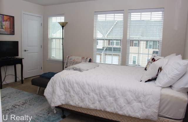 7354 Copper Beech Trace Gallery 4