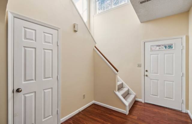 5417 Mary Lane Gallery 4