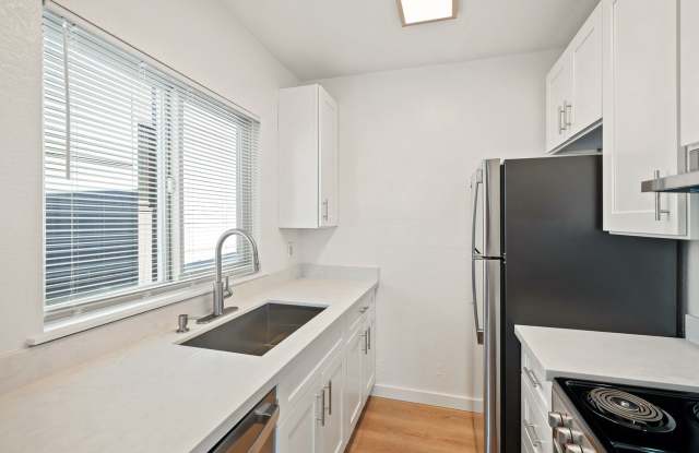 Pine Street Apartments photos photos