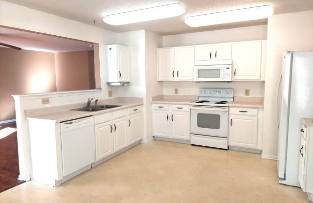 2 Story,3 Bed, 3 Bath 2,136 sq feet with garage Gallery 4