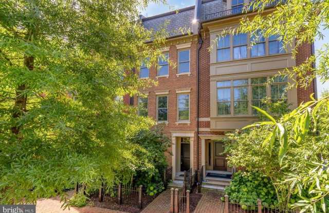5230 STRATHMORE Avenue Gallery 2