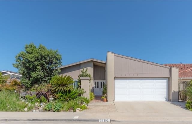 20392 Mooncrest Circle - 20392 Mooncrest Circle, Huntington Beach, CA 92646