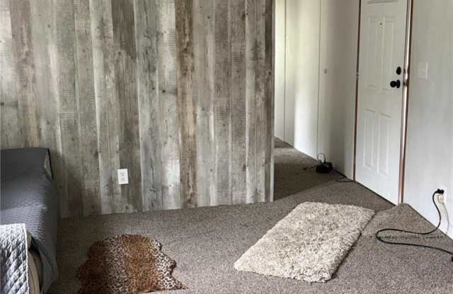 375 N Lindero Street Gallery 2