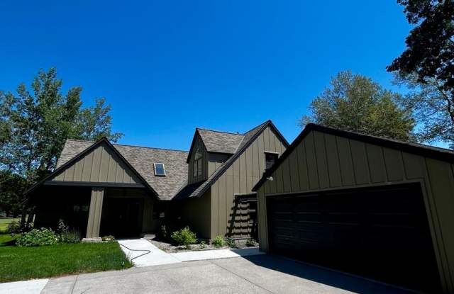 Executive Rental on Riverside Country Club – 4BR Home with ADU  3-Car Garage photos photos
