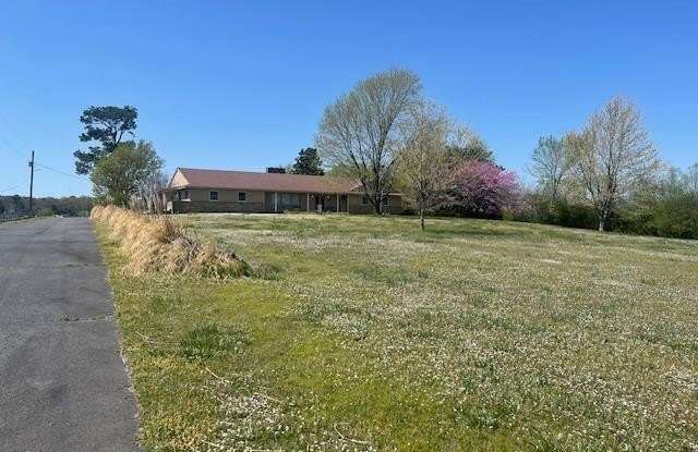 2595 Highway 71 N photos photos