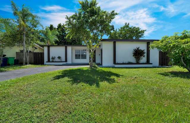Sunrise Gem: Updated 2-Bed, 2-Bath with Garage Parking photos photos