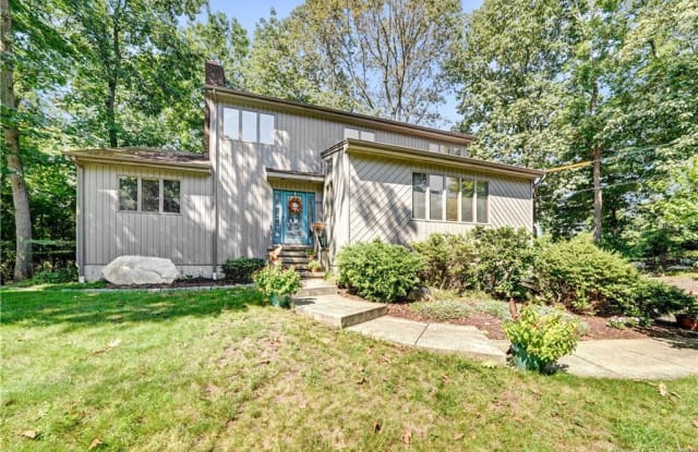 215 Cornfield Road - 215 Cornfield Road, Milford city, CT 06461