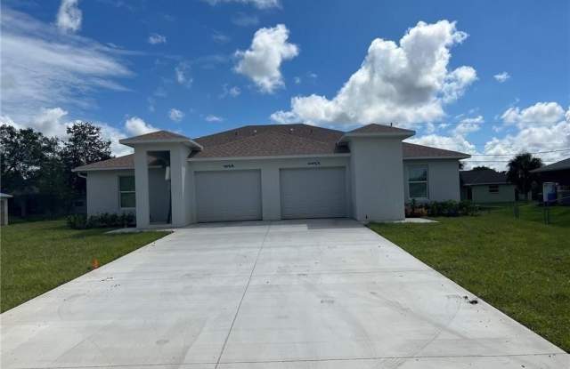 6064 Laurelwood Drive Gallery 2