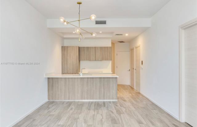 801 South Miami Avenue Gallery 3