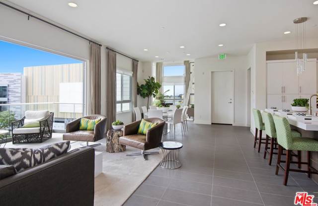 12698 SANDHILL Lane Gallery 4