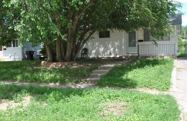 1421 McArthur Avenue photos photos