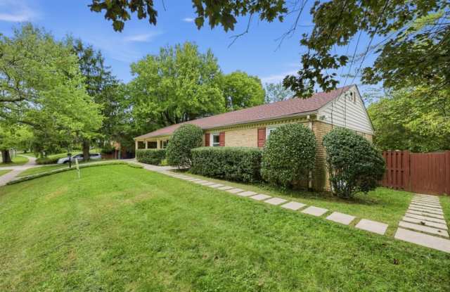 8507 Victory Ln Gallery 3