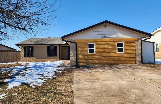 1109 South Bouziden Drive photos photos