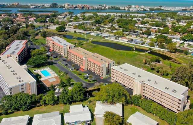 9433 HARBOR GREENS Way Gallery 2