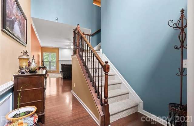 16137 Annahill Court Gallery 2