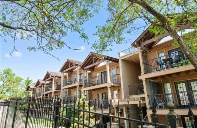 Plaza condo 2 Bed 2 Bath! $1500.00 photos photos